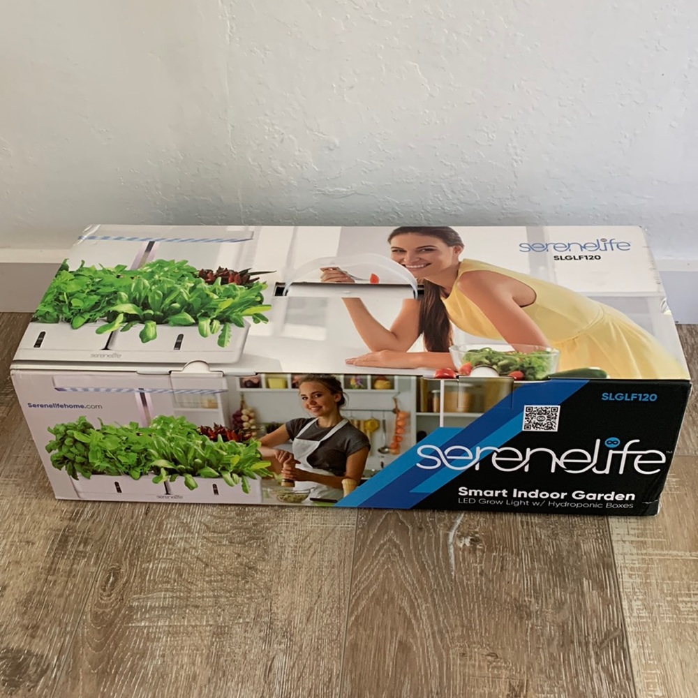 INDOOR GARDEN led grow light w/ hydroponic boxes NEW IN BOX